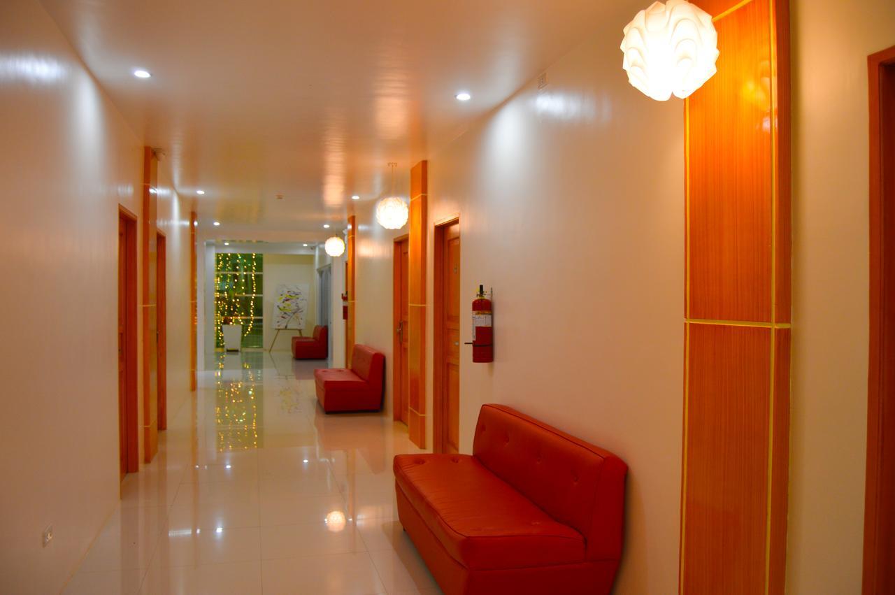 Cherry'S Courtyard Puerto Princesa Exterior foto
