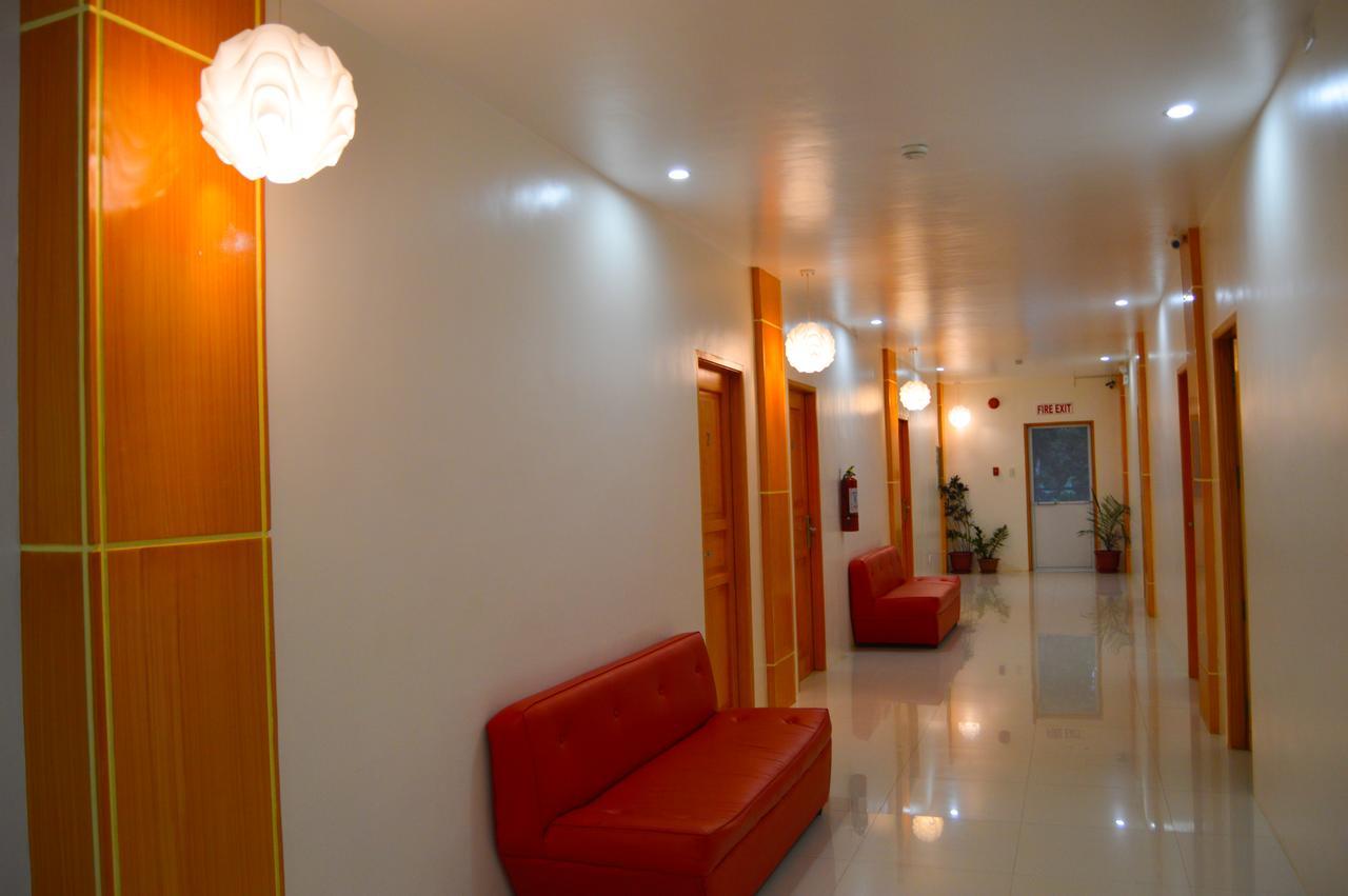 Cherry'S Courtyard Puerto Princesa Exterior foto