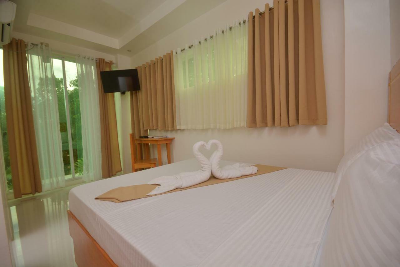 Cherry'S Courtyard Puerto Princesa Exterior foto