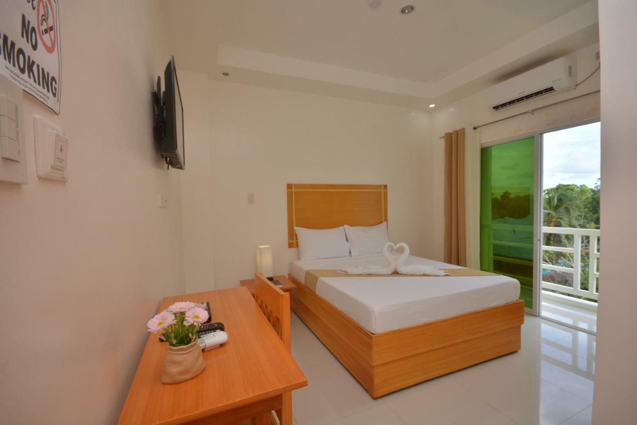 Cherry'S Courtyard Puerto Princesa Exterior foto
